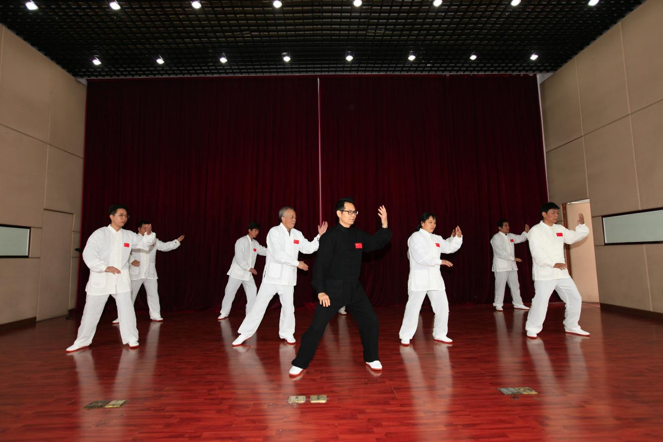 太阳成tyc7111cc(集团)有限公司官网